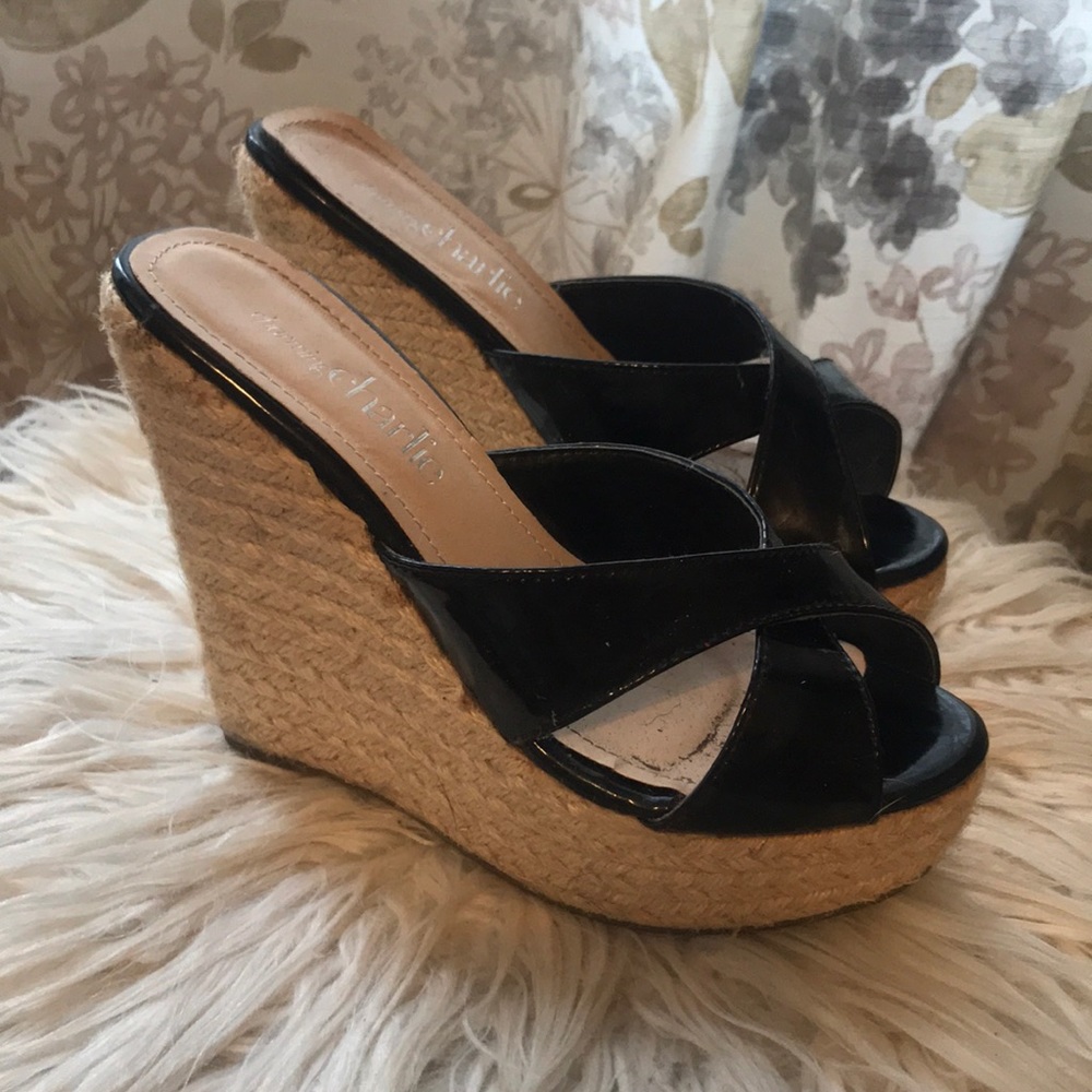 Black wedge shoes
